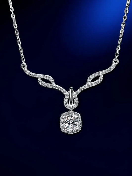 925 Sterling Silver Moissanite Luxury Fashion Four-clawed Female 80 Cent Pendant Necklace Certified