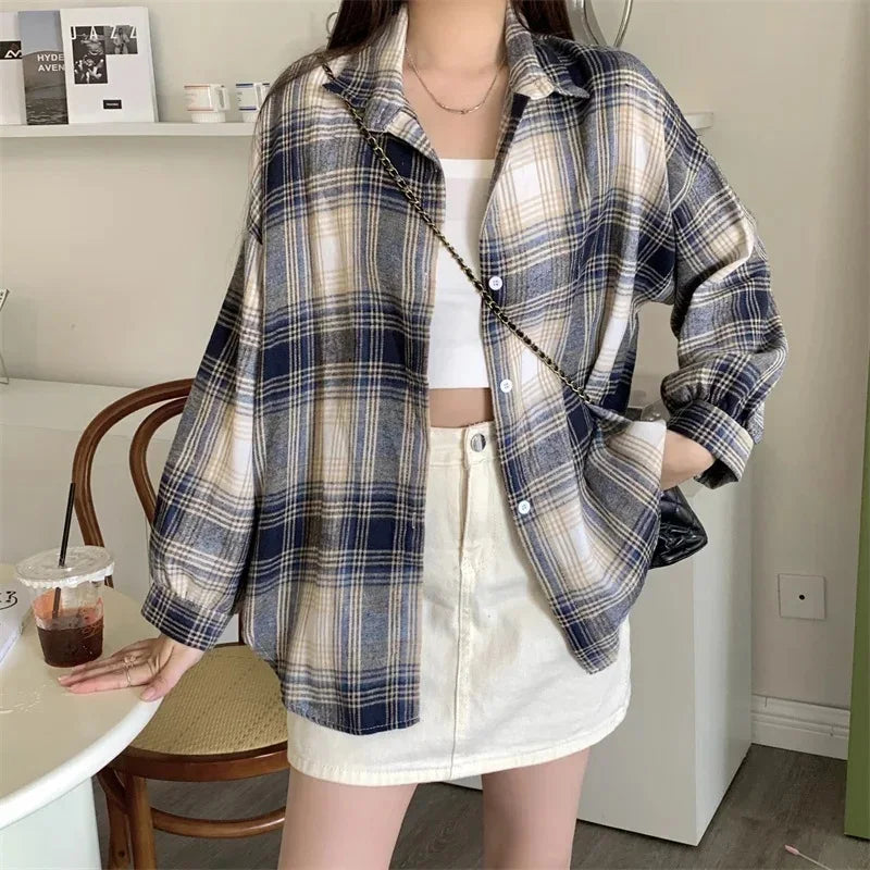 Women Tartan Shirt Long Sleeve Collared Button Up Oversized Plaid Shirt Jacket Grunge Fashion Teenage Girl Spring Summer Outfit