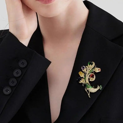 Elegant Classic Crystal Peacock Shining Brooch Pin For Women High-end Exquisite Banquet Party Animals Badges Jewelry Gift