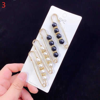 Fashion Crystal Pin Waist Buckle Fixed Strap Charm Safety Brooch Anti Fall Sweater Cardigan Clip Chain Pearls Brooches Jewelry