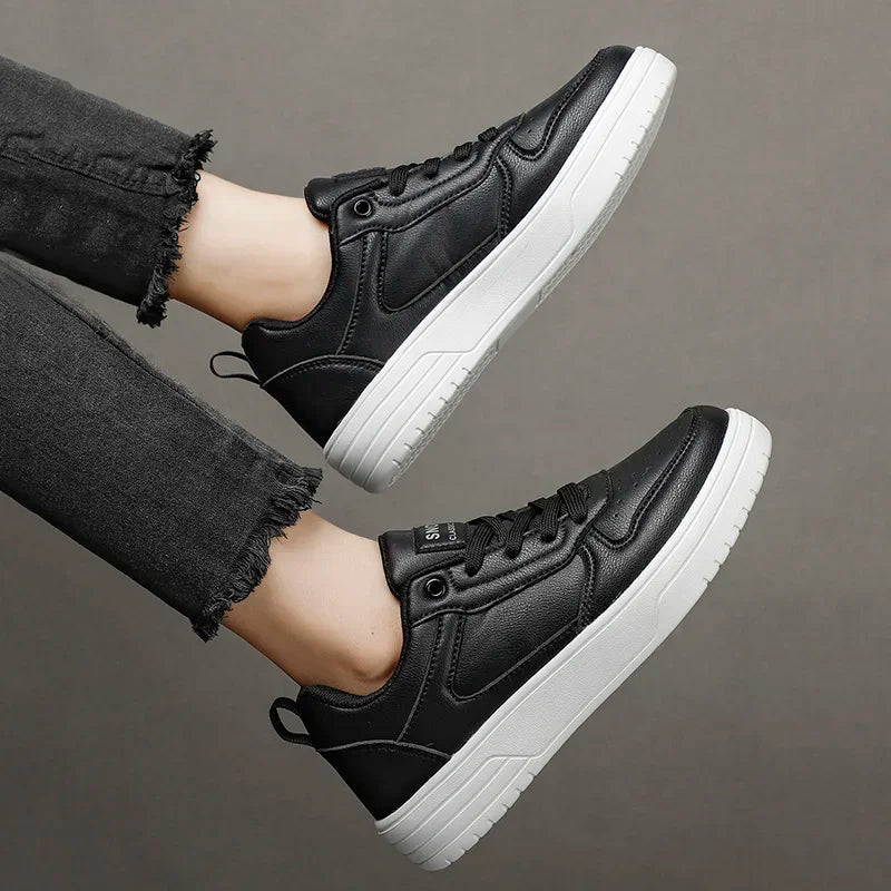 2024 New Loafers Women Zapatillas Mujer Comfortable White Shoes Ladies Luxury Black Flats Shoes for Men Sneakers