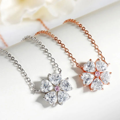 Smyoue 5*5mm ハートカット認定モアサナイトネックレスペンダント 18kメッキ 女の子用ウェディングジュエリー 100%本物 925純銀チェーン