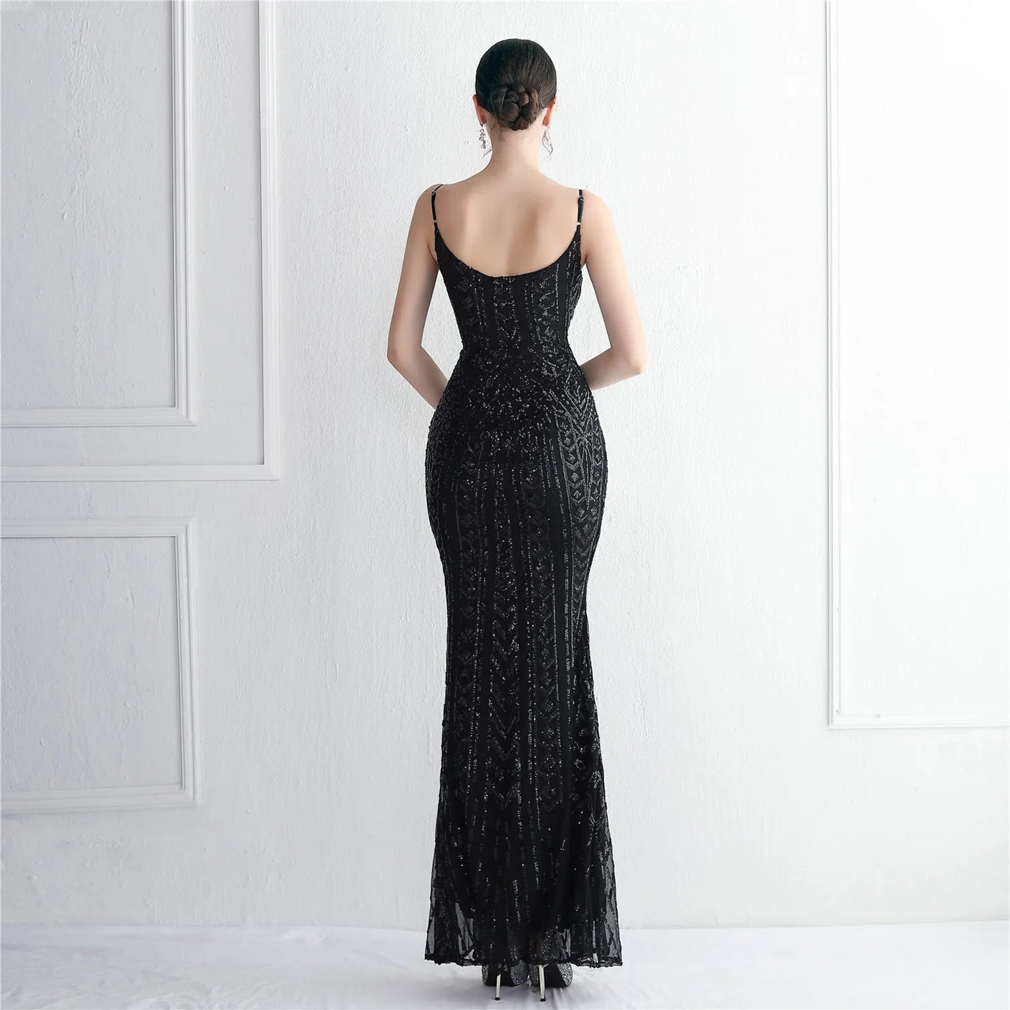 Women's Black Long Sleeve Padded Strap Sequin Dress Length, Sparkles Stretch, V Neck Mermaid, Formal Evening Dress, Night Party