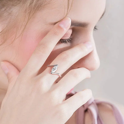 Smyoue 18K Plated 1CT Marquise Cut Moissanite Solitaire Ring for Women 100% 925 Sterling Silver Lab Diamond Weddind Band Bride