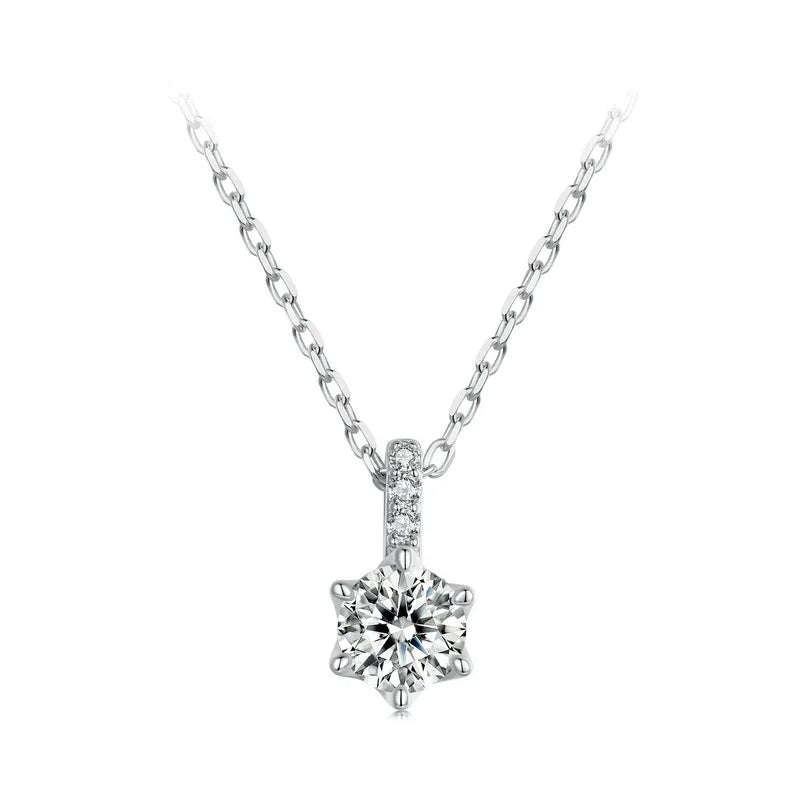 Bamoer U 0.5/1CT Moissanite Pendant Necklace 6 Prongs Round Cut VVS1 Lab Diamond Neck Chain For Women Engagement Jewelry Gift