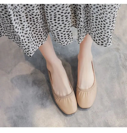 Women's Flats – 2025 Autumn New Trendy Retro Fashion Low-Heel Casual Commuting Leather Loafers (Driving Shoes for Petite Women)