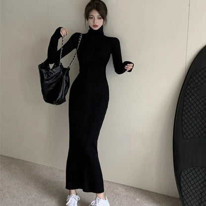 セクシーなブラックタートルネックニットボディコンワンピース レディース 秋冬 長袖セーターワンピ 韓国風ロング丈ドレス