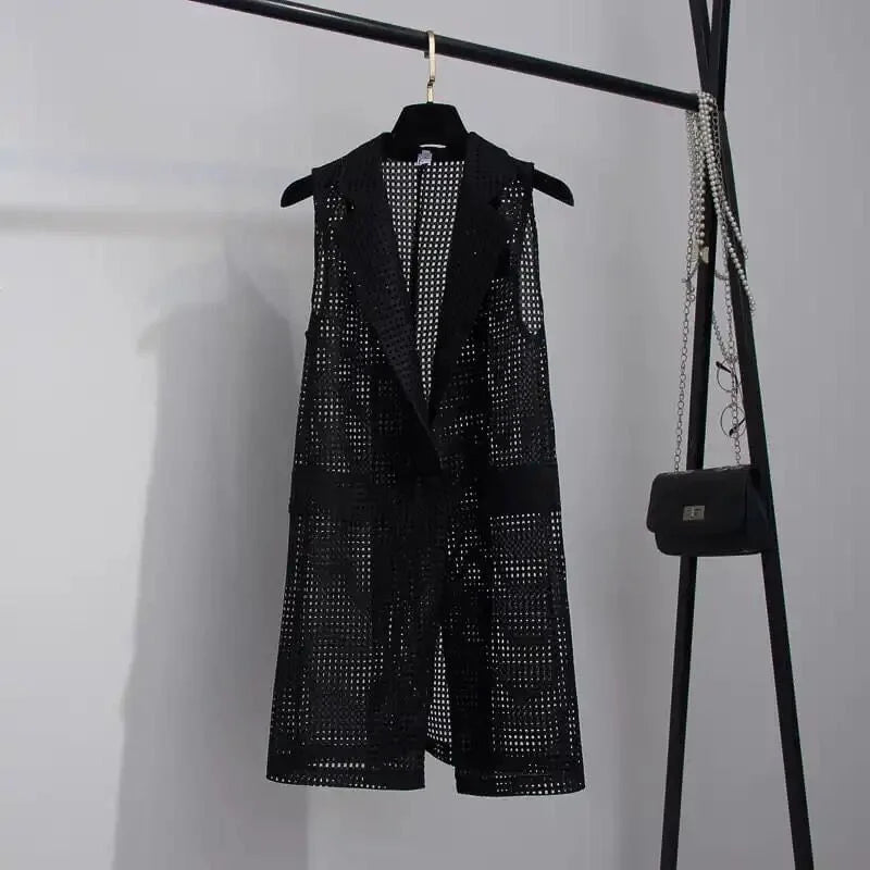 2025 Summer New V-NECKCollar Black White Suit Blazer Vest Jacket Women Style Commuter Sleeveless OL Cardigan Tank Coat