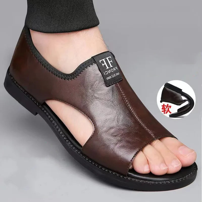 Sandals for Men Fashion Hollow Out Casual Shoes Soft Sole Comfort Beach Shoes for Men New Leather Flat Sandal Designer Sandalias