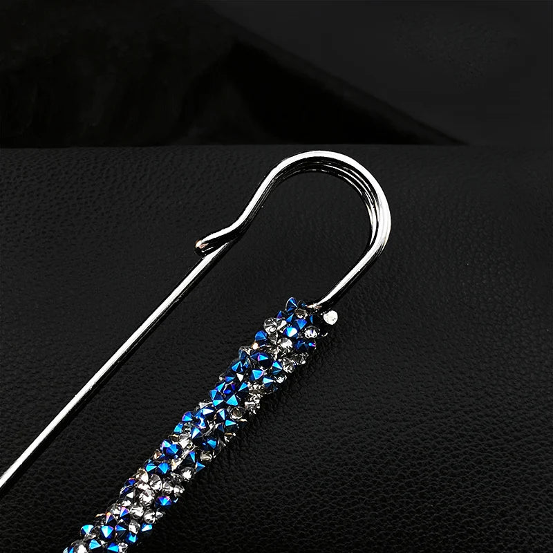 2Pcs Women's Brooch Tighten Waist Brooches for Women Skirt Pants Jeans Adjustable Waist Clip Crystal Pins Clothing Accessories