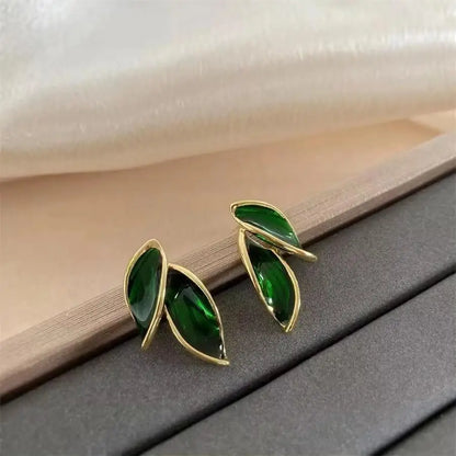 925 Silver Needle Hollow Crystal Swan Earrings For Women Korean Jewelry 2025 Trending New Luxury Animal Pearl Stud Earrings Gift
