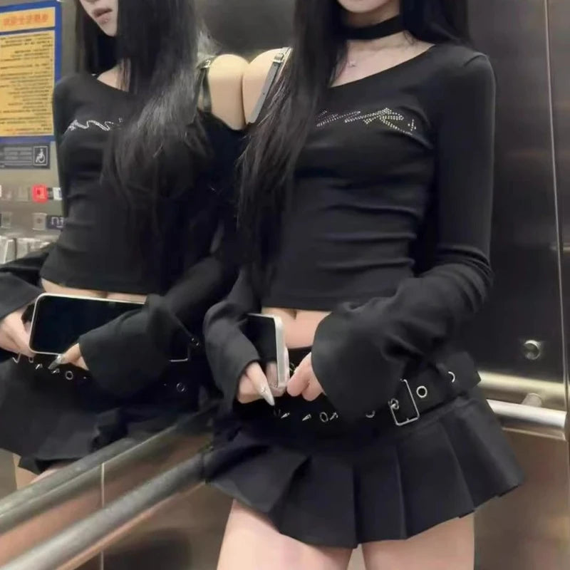 夏の女性のための新しいファッションデザインのダブルベルトプリーツスカート、韓国風の万能ハイウエストスリムショートスカート